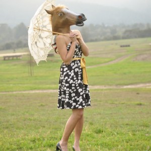 Cosplay a horse will be interesting ?