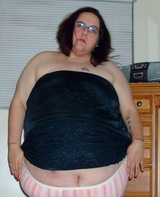 Hot in Black Lace and Pink Undies - Fashion Fail