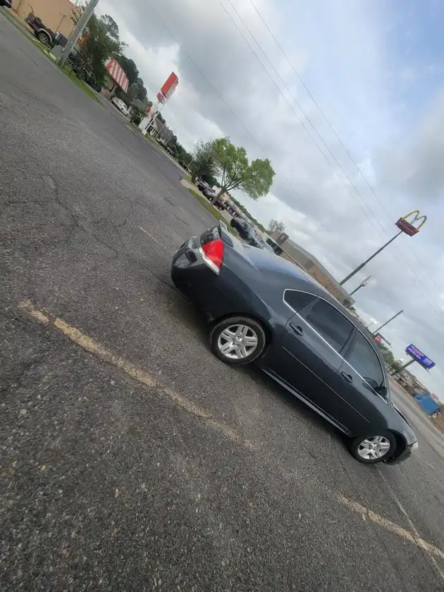 2012 chevrolet impala thumbnail 2