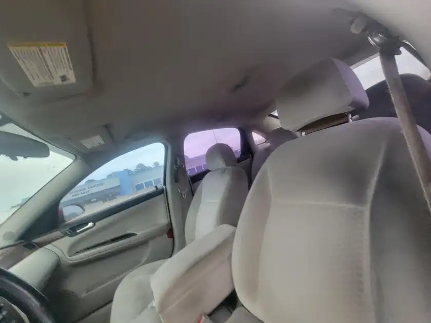 chevy impala - $3,600 thumbnail 10