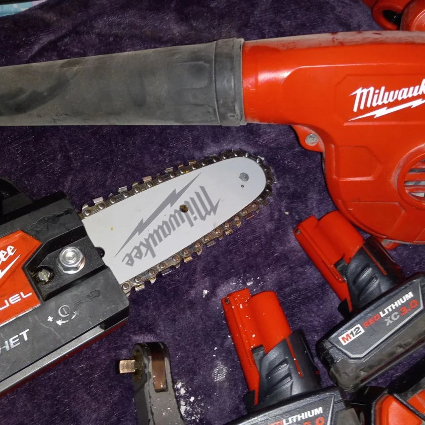 like newbrandmilwaukeecategoryotherautomotivetools & equipmentmilwaukee automoti thumbnail 3