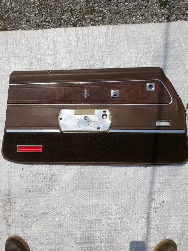 1970 olds cutlass supreme door panels w/ power windows - $300 thumbnail 2