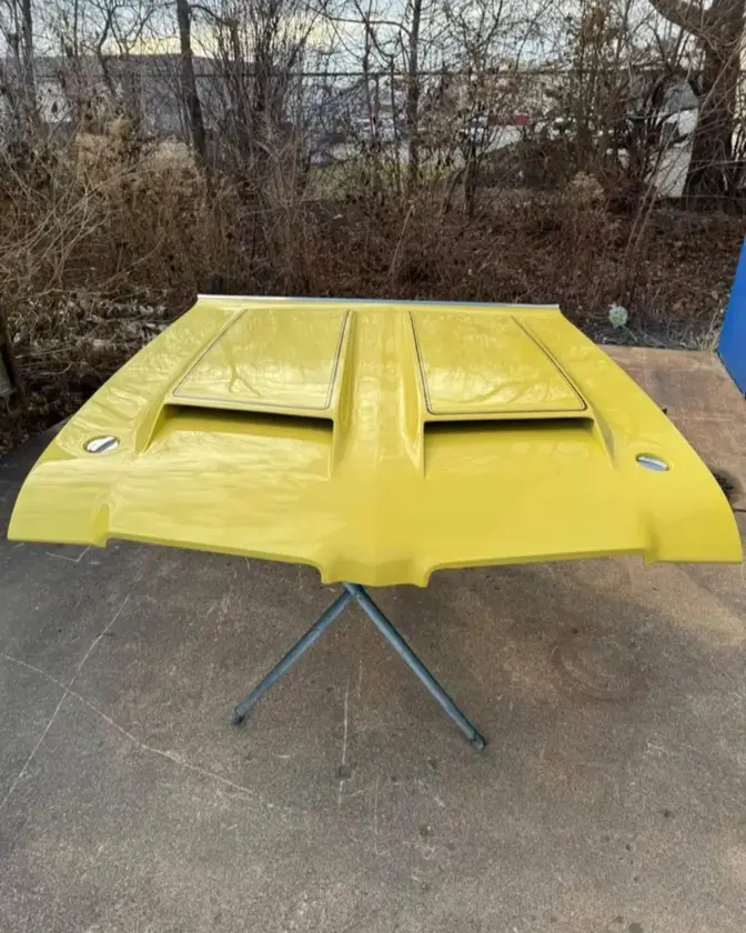 71-72 oldsmobile cutlass oai hood. - $800 thumbnail 2
