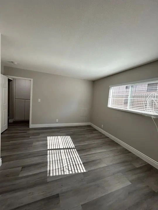 2br - 120sqft - apartment thumbnail 2