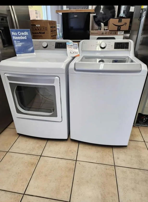 Washer and dryer thumbnail 1