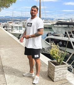 Featured post 1