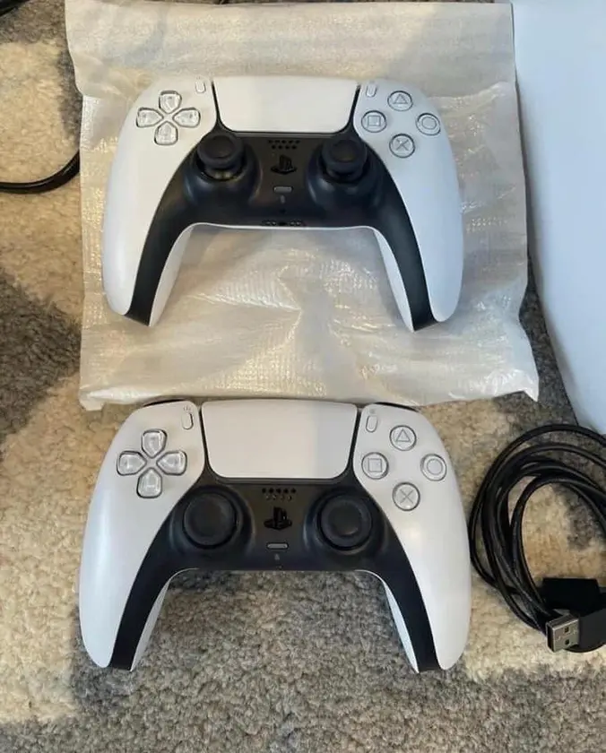 playstation - $300 thumbnail 3