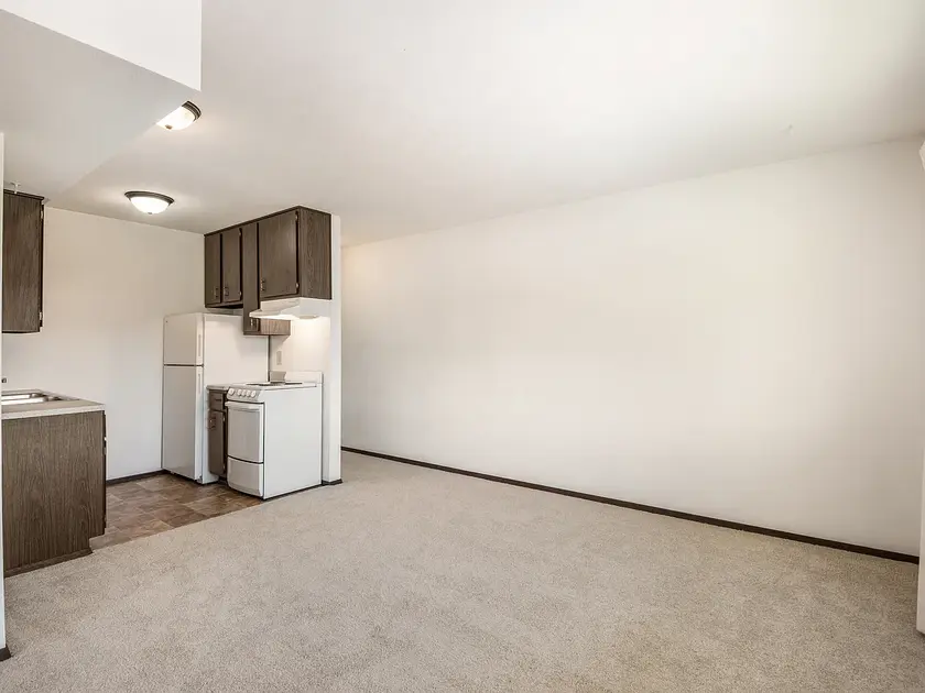 $650 / 500br - 500sqft - apartment for rent thumbnail 8