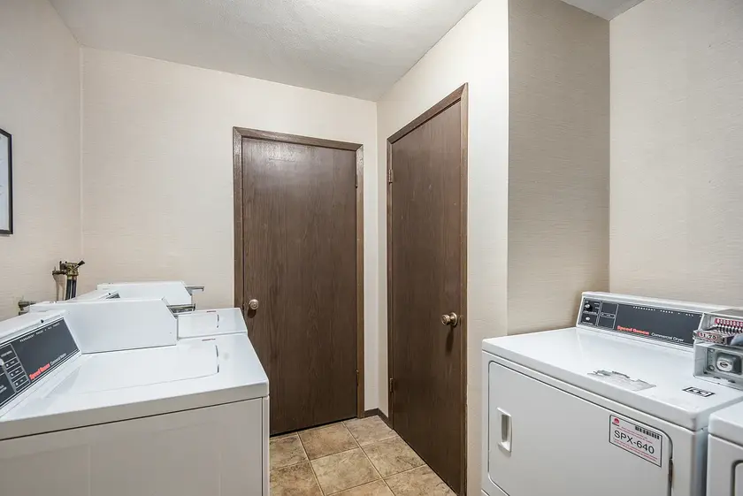 $650 / 500br - 500sqft - apartment for rent thumbnail 9