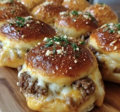 Garlic Parmesan Cheeseburger Bombs