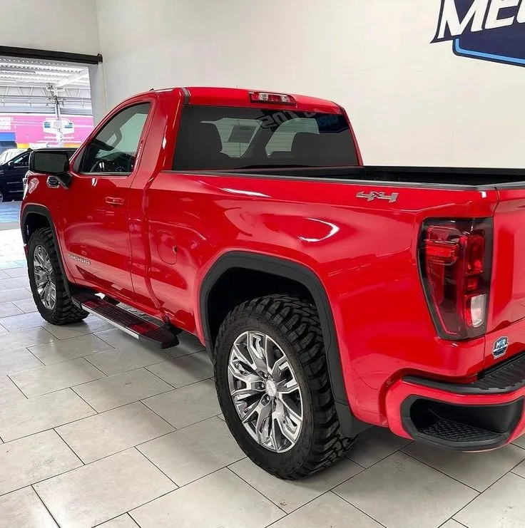 2025 ford f-150. - $39,000 thumbnail 3