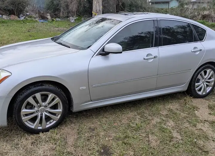 2008 infiniti m35 - $2,500 thumbnail 2