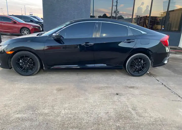 2017 honda civic.lx sedan 4d - $1,100 thumbnail 5