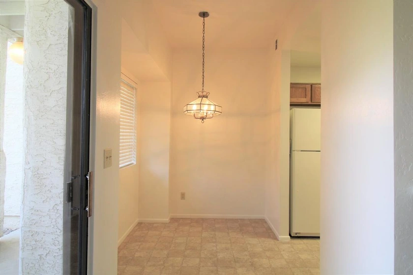$850 / 1br - 760sqft - really cute condo available for immediate move-in thumbnail 2
