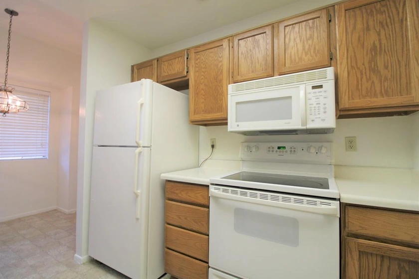 $850 / 1br - 760sqft - really cute condo available for immediate move-in thumbnail 8