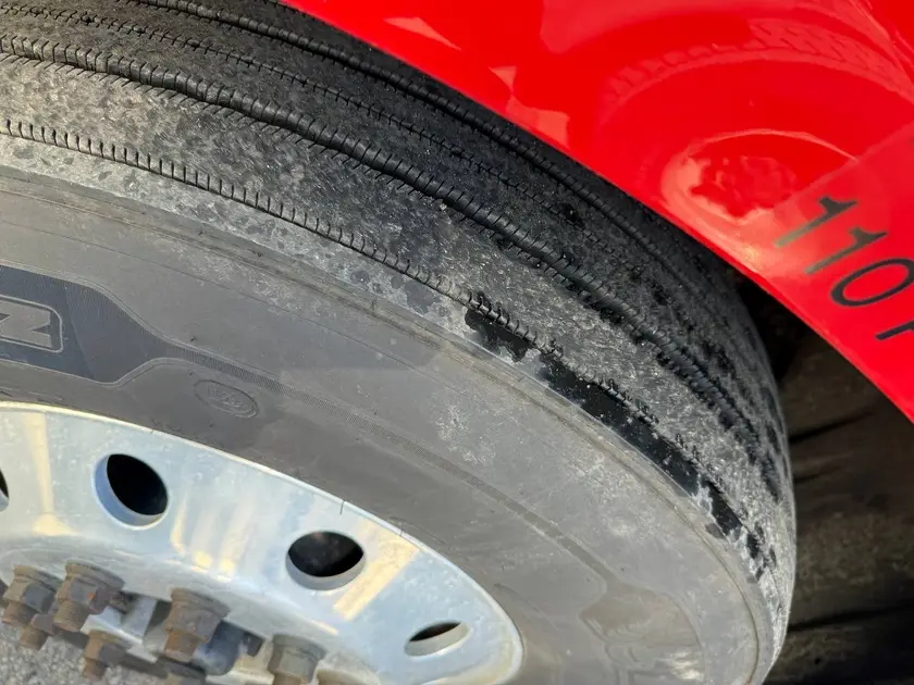 trucks - $60 thumbnail 4