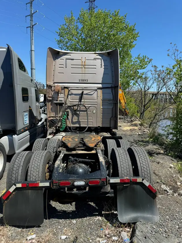 Washer and dryer thumbnail 1