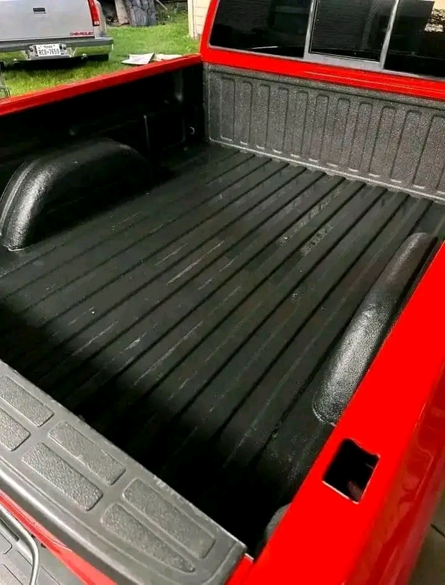 trucks for sale and renting thumbnail 4