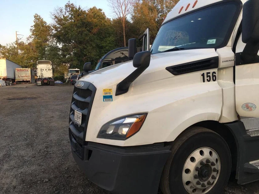 Washer and dryer thumbnail 1