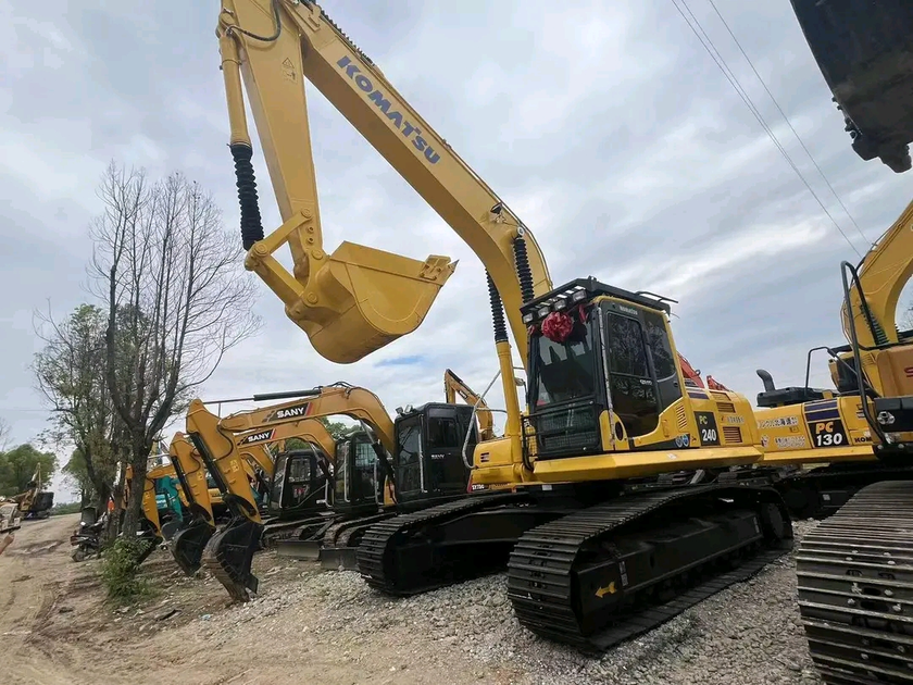 Washer and dryer thumbnail 1