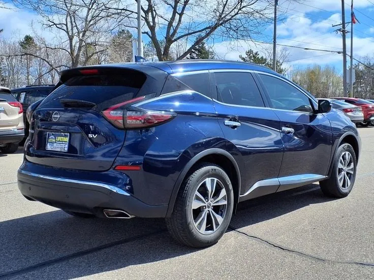 2023 nissan murano sv - $15,000 thumbnail 5