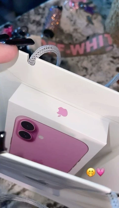 Washer and dryer thumbnail 1