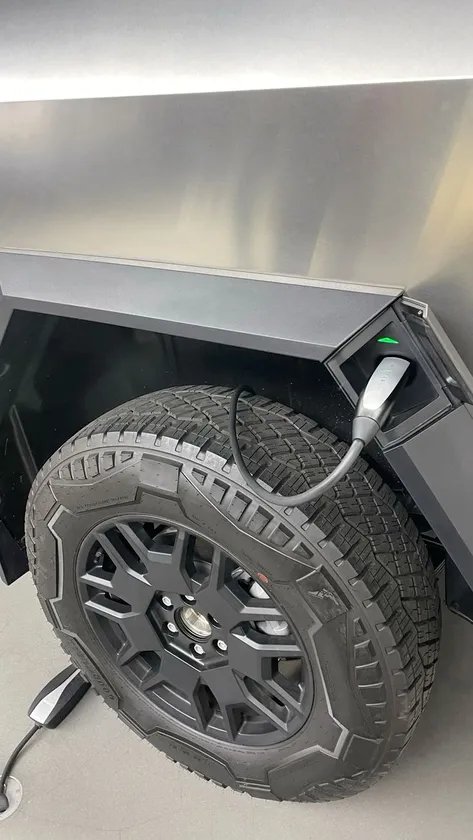 cyberbeast thumbnail 5