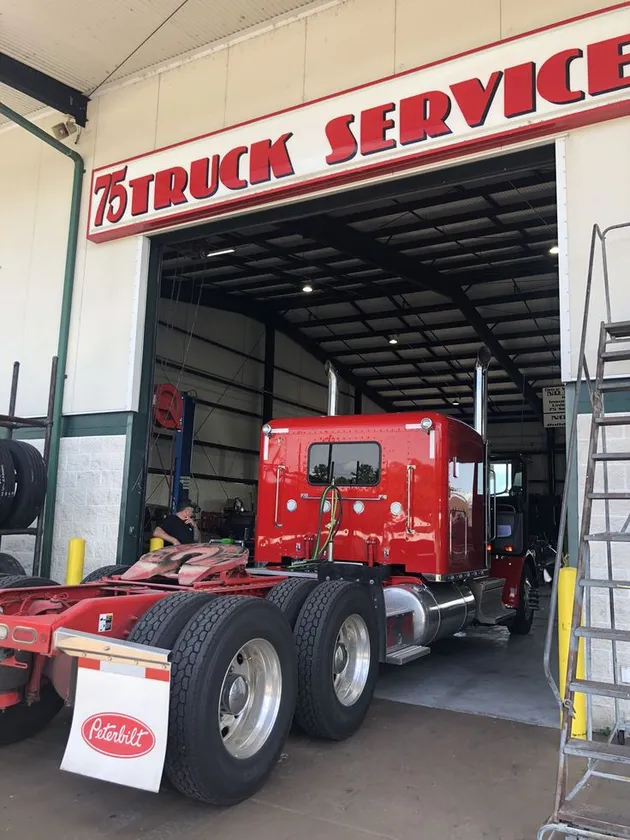 i have truck for sale you have to message me so you can get your investment - $2 thumbnail 5