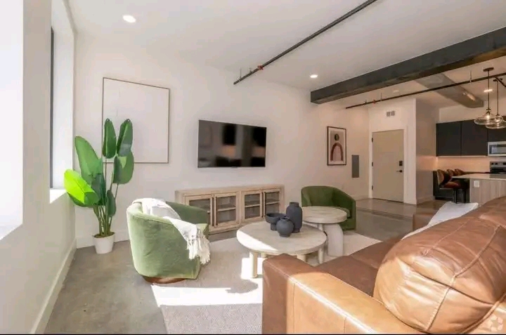 Washer and dryer thumbnail 1