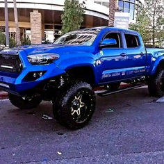 TOYOTA TACOMA VEHICLE