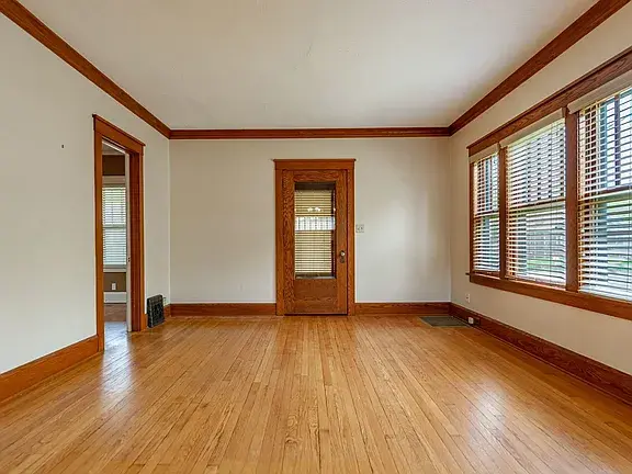 $1,400 / 3br - 1531sqft - house for rent: 3 beds 2 bathrooms thumbnail 6