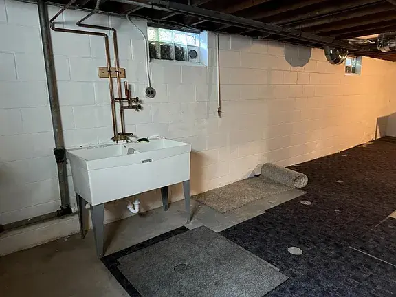 $1,400 / 3br - 1583sqft - house for rent: 3 beds 1 bathrooms thumbnail 8