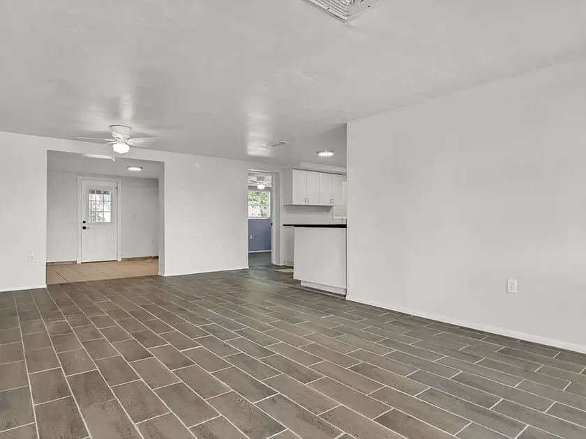 $1,400 / 3br - 1524sqft - house for rent: 3 beds 2 bathrooms thumbnail 3