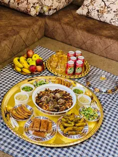 Friday lunch… the taste of home and the scent of comfort 🍲🇱🇾