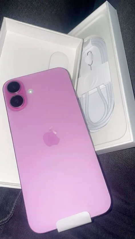 Washer and dryer thumbnail 1