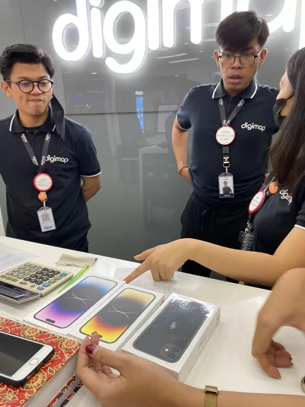 Washer and dryer thumbnail 1