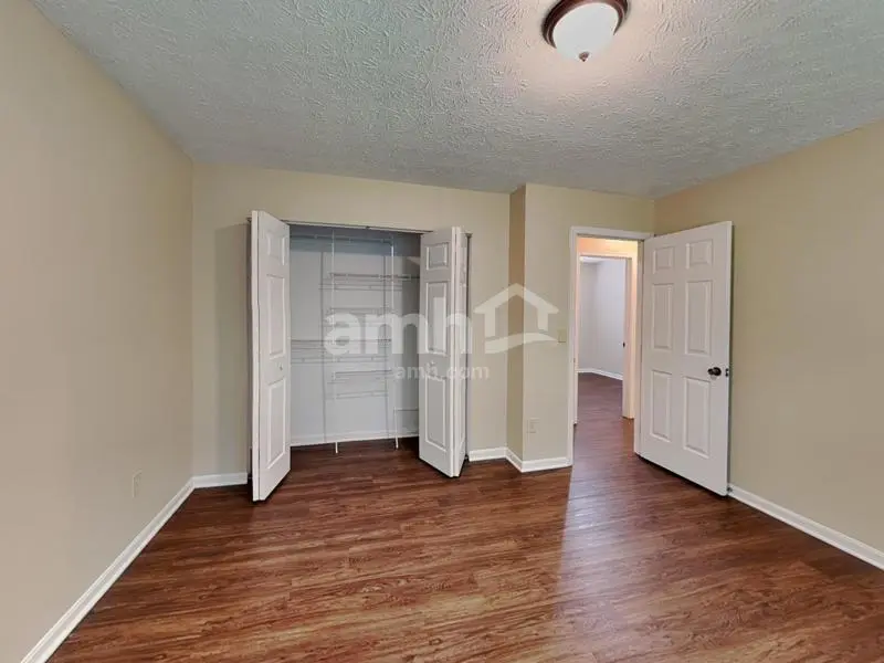 $1,210 / 2br - 1855sqft - house for rent in batavia, oh 45103 thumbnail 6