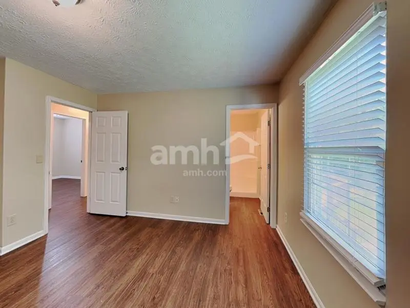 $1,210 / 2br - 1855sqft - house for rent in batavia, oh 45103 thumbnail 8