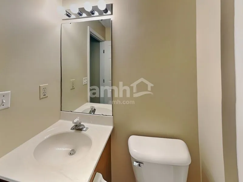 $1,210 / 2br - 1855sqft - house for rent in batavia, oh 45103 thumbnail 10