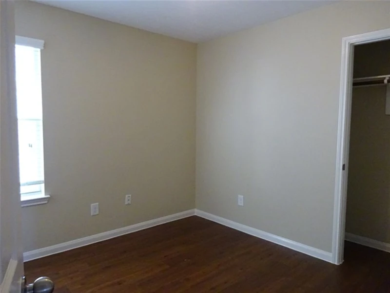 $1,000 / 4br - 1433sqft - house for rent in houston, tx 77073 thumbnail 2