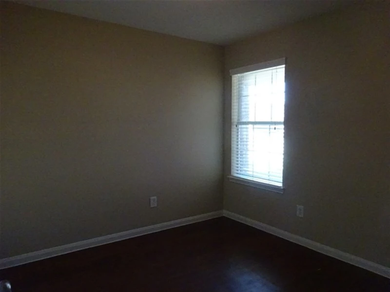 $1,000 / 4br - 1433sqft - house for rent in houston, tx 77073 thumbnail 3