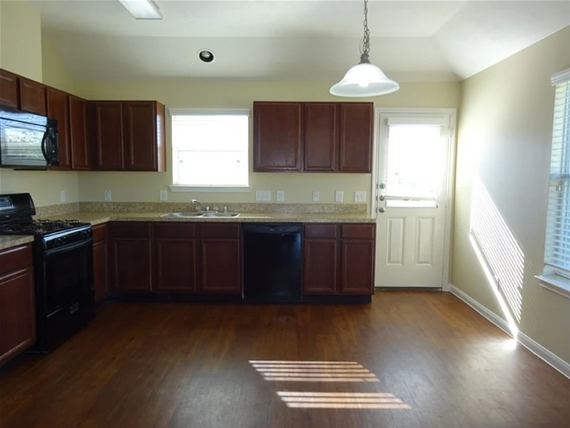 $1,000 / 4br - 1433sqft - house for rent in houston, tx 77073 thumbnail 11