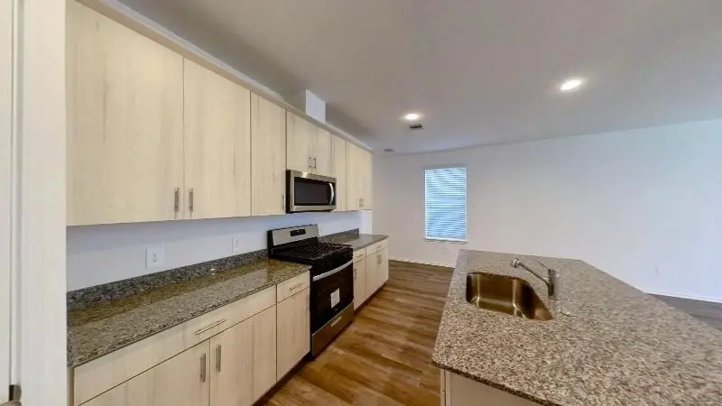 $1,550 / 2br - 1820sqft - the villas at tamarron thumbnail 6