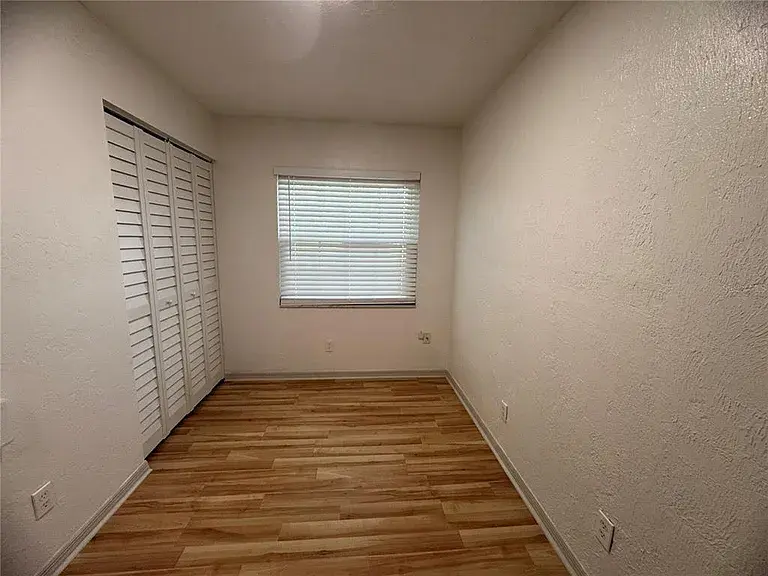 Washer and dryer thumbnail 1