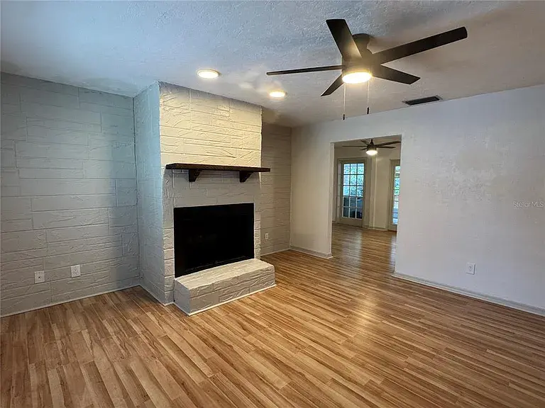 $250,000 / 1233sqft affordable house for rent thumbnail 11