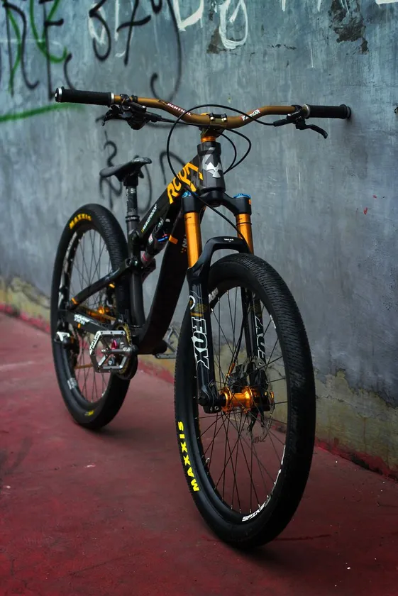 Washer and dryer thumbnail 1