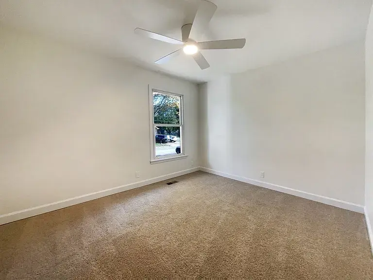 $8,000 / 1233sqft affordable house for rent thumbnail 9