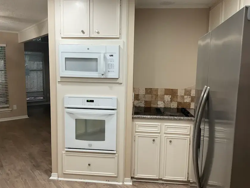 Washer and dryer thumbnail 1