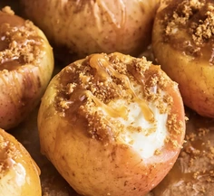 Cheesecake Stuffed Baked Apples