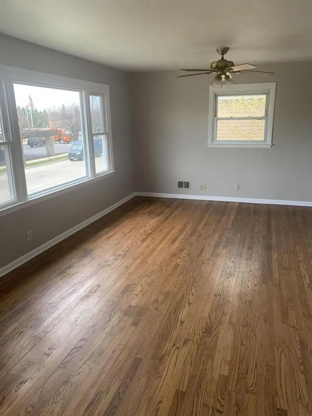$600 / 3br - 3sqft - apartment thumbnail 2